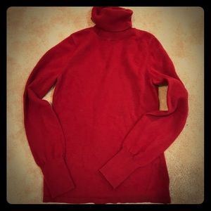 Ann Taylor maroon turtleneck - xsmall